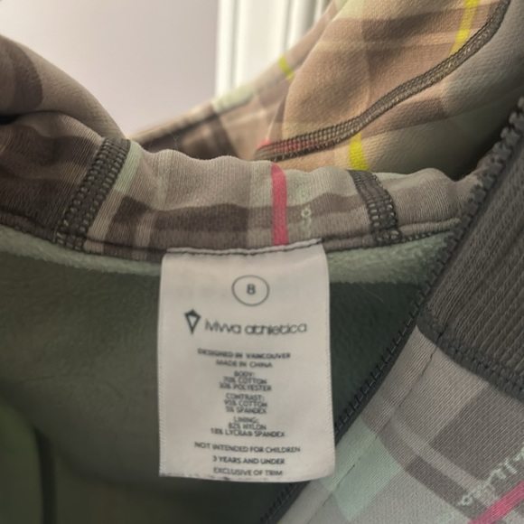 Ivivva by Lululemon Scuba Hoodie - Picture 2 of 4